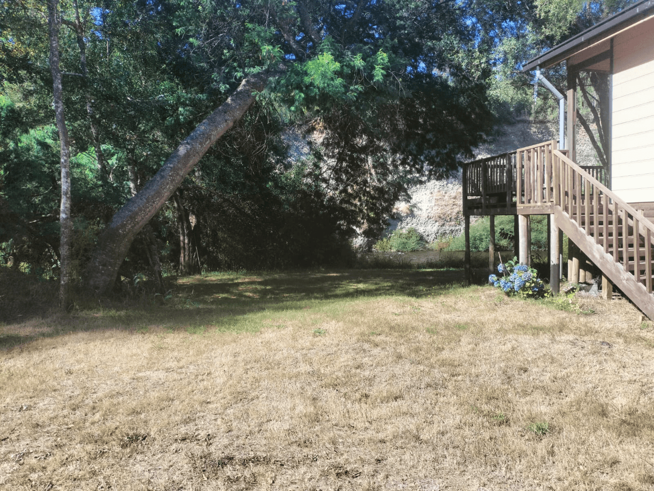 VENTA DE CASA CON ORILLA DE RÍO ÑANCUL-CHILE 2